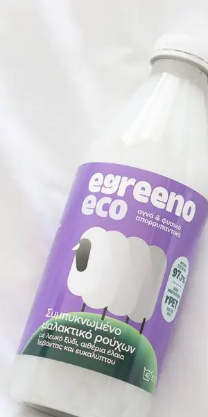 Egreeno – Οικολογικά Καθαριστικά και Καλλυντικά για όλη την Οικογένεια Οικολογικό Συμπυκνωμένο Μαλακτικό ρούχων Egreeno Eco, με λευκό ξύδι και αιθέρια έλαια λεβάντας και ευκαλύπτου / 1L (40 πλύσεις)