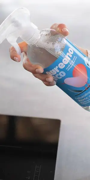 Egreeno – Οικολογικά Καθαριστικά και Καλλυντικά για όλη την Οικογένεια Οικολογικό Πολυκαθαριστικό γενικής χρήσης Egreeno Eco, με ανθόνερο και αιθέριο έλαιο δεντρολίβανου / 750ml